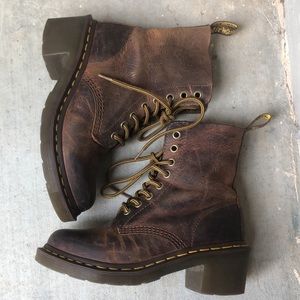 Dr. Martens Crazy Horse Clemency Boots